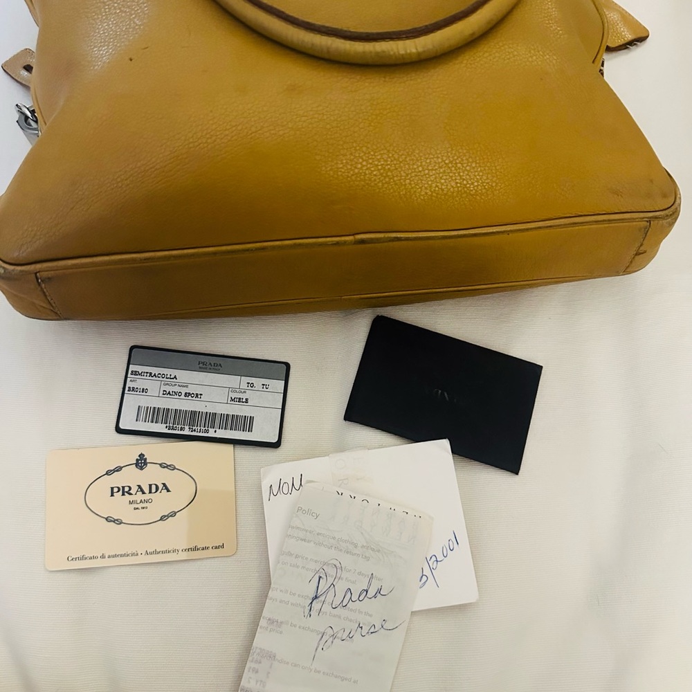 VINTAGE Prada Women's Bag SEMITRACOLLA DAINO SPORT MIELE Golden Tote Bag ca ‘01 - Picture 11 of 13